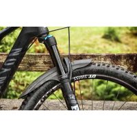 muckynuts-short-mudguard-on-fork-6.jpg