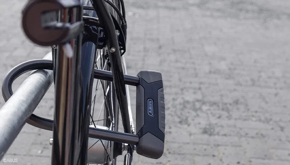 Shop cycling accessories online