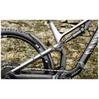 muckynuts-short-mudguard-on-fork-on-seat-stay-6.jpg